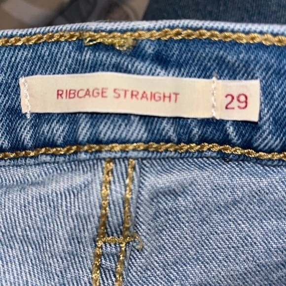 LEVIS ‘Ribcage Straight’ Premium High Rise Ankle Show Jeans - Ripped Knee - 29” - Picture 7 of 10